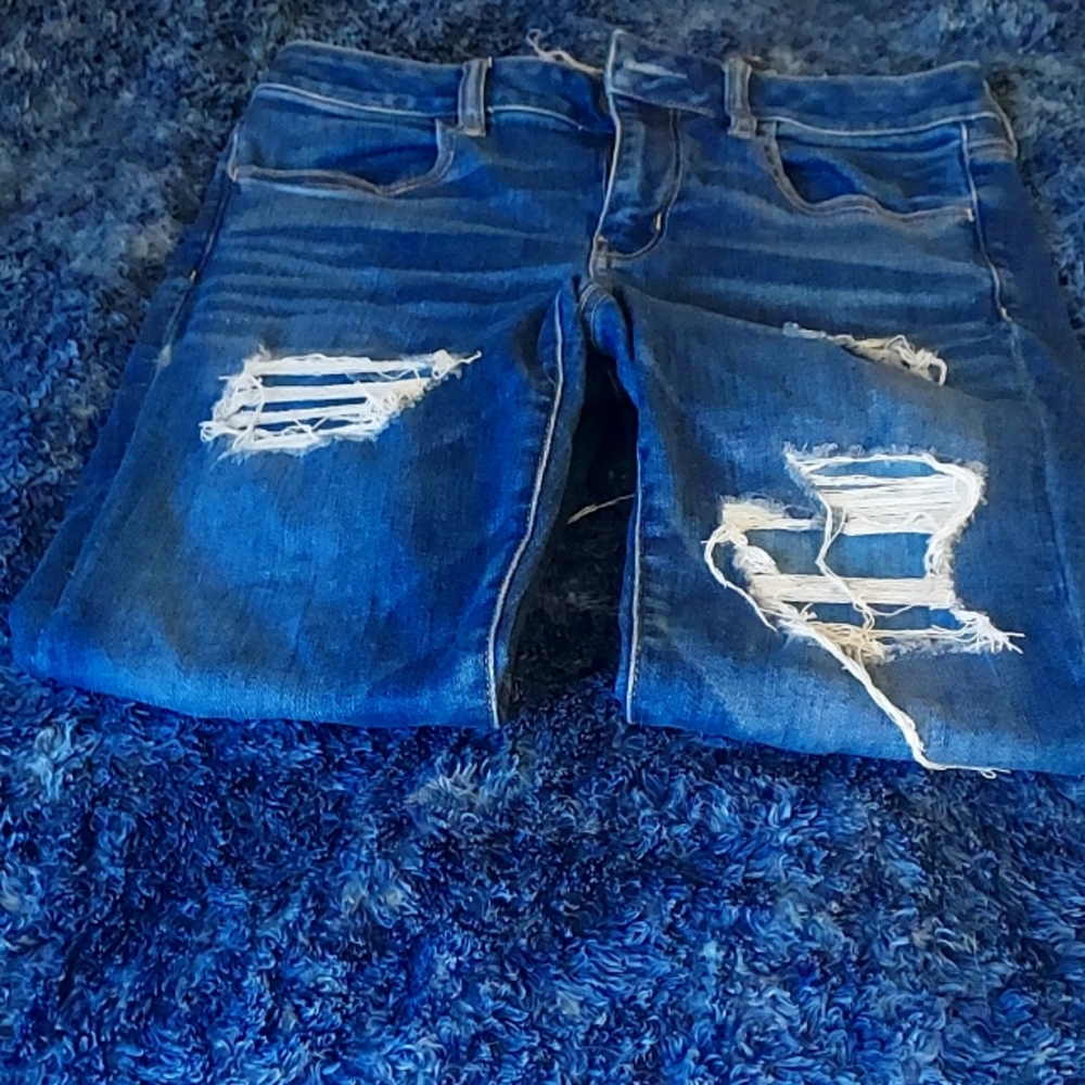 Distressed Jean